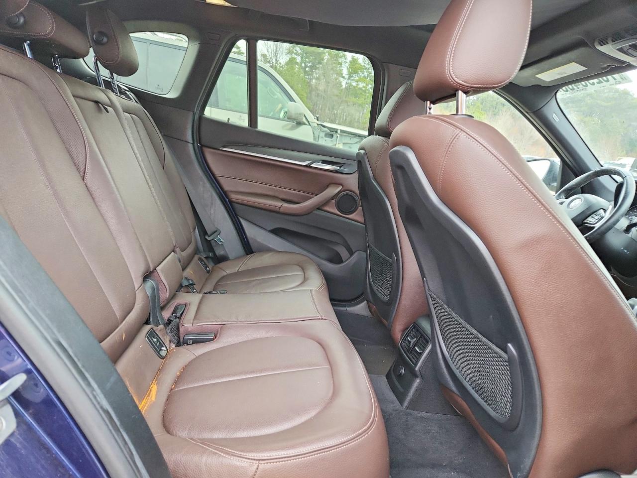 2016 BMW X1 XDRIVE28I photo 21