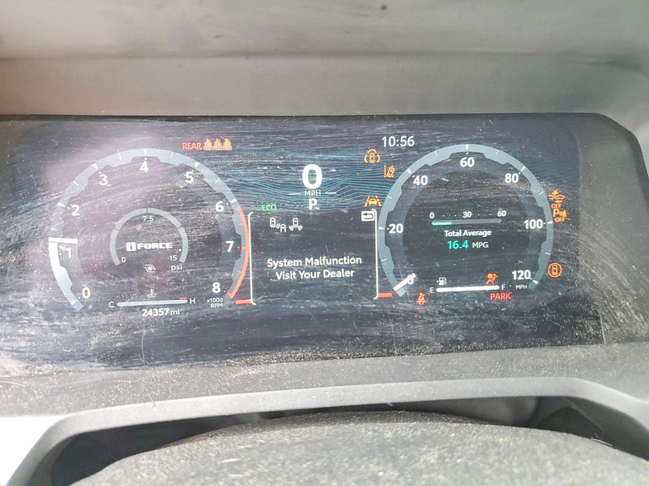 2024 TOYOTA TACOMA photo 17