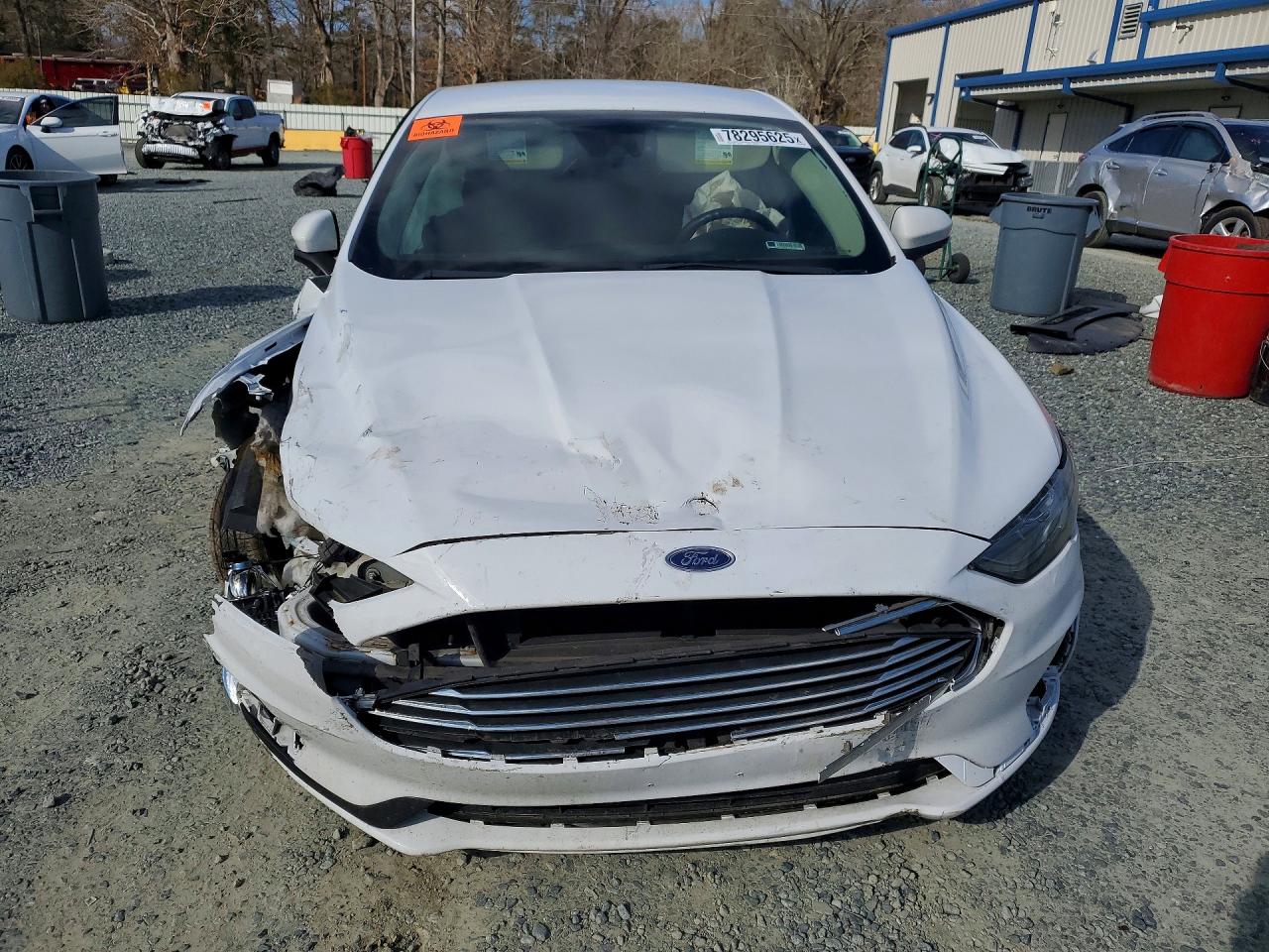 2019 FORD FUSION SE photo 5