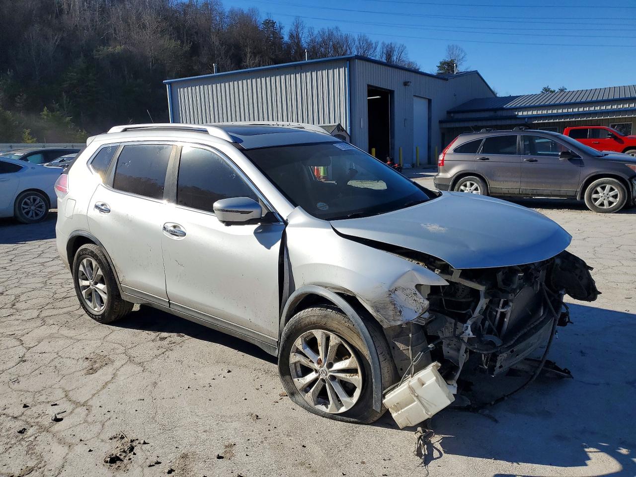 2016 NISSAN ROGUE SV photo 4