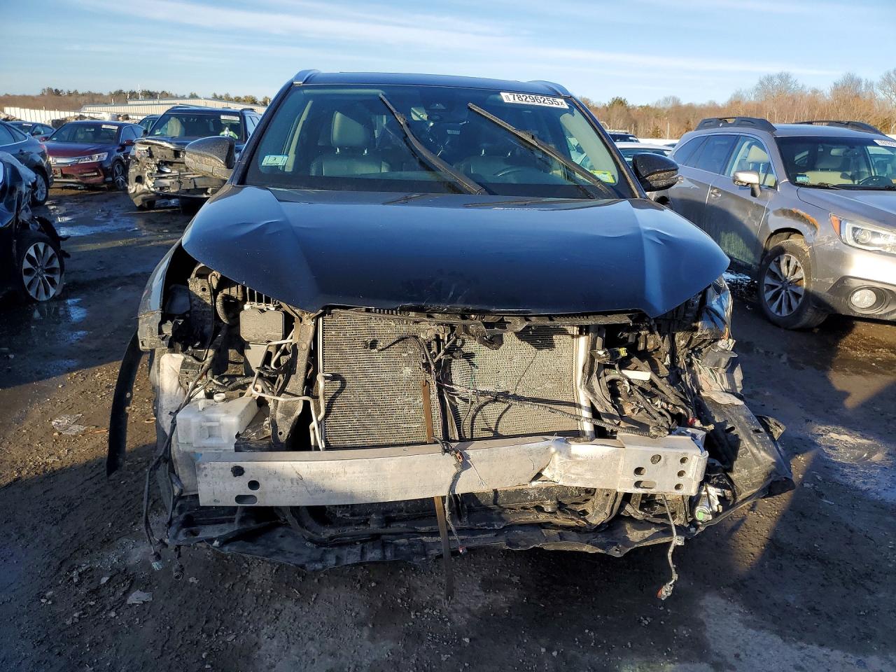 2019 TOYOTA HIGHLANDER XLE photo 9