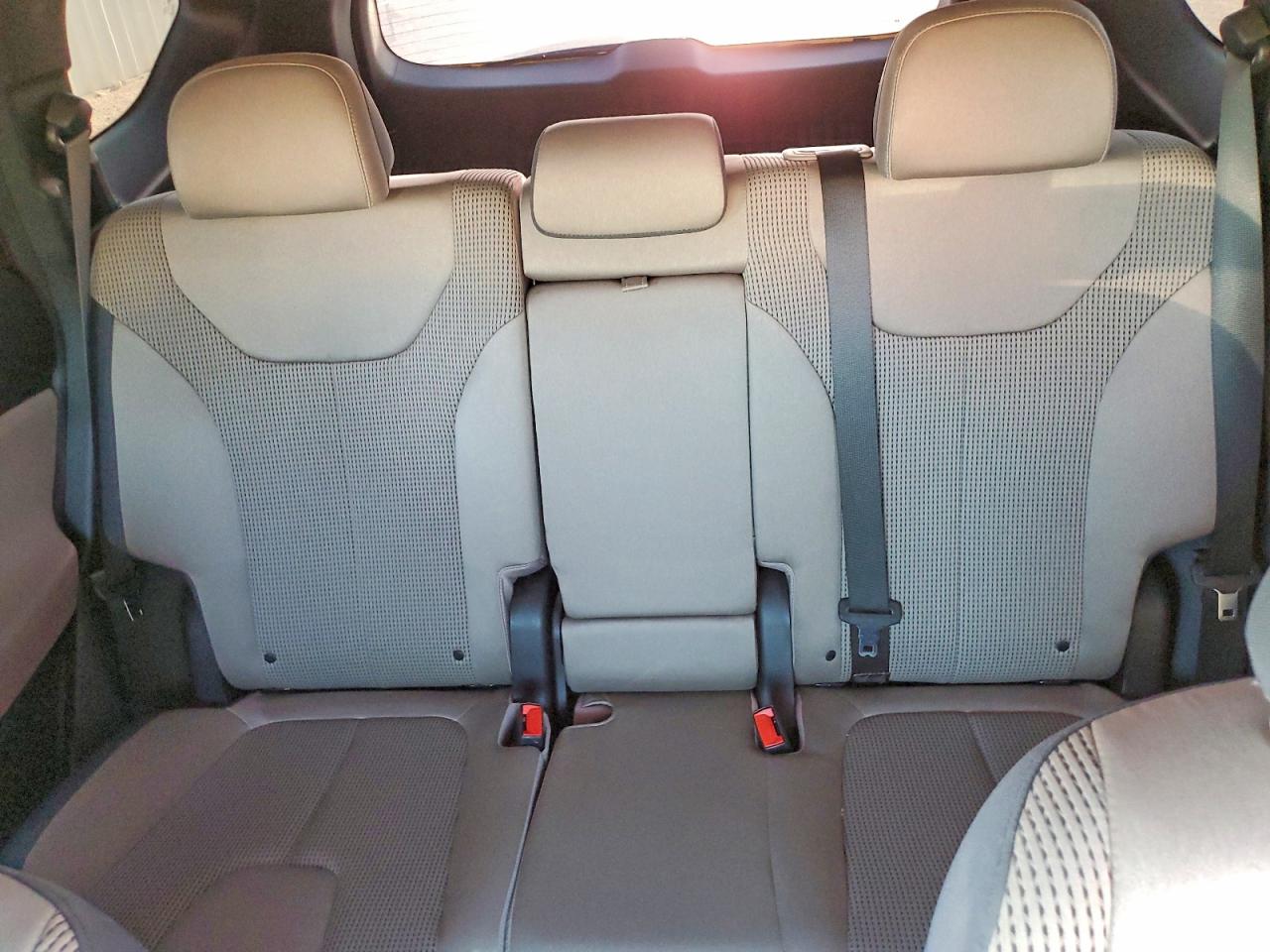 2019 HYUNDAI SANTA FE SEL photo 10