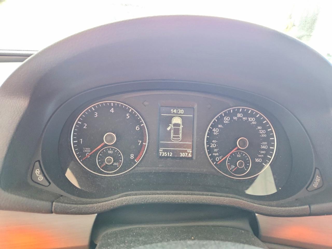 2014 VOLKSWAGEN PASSAT SE photo 9
