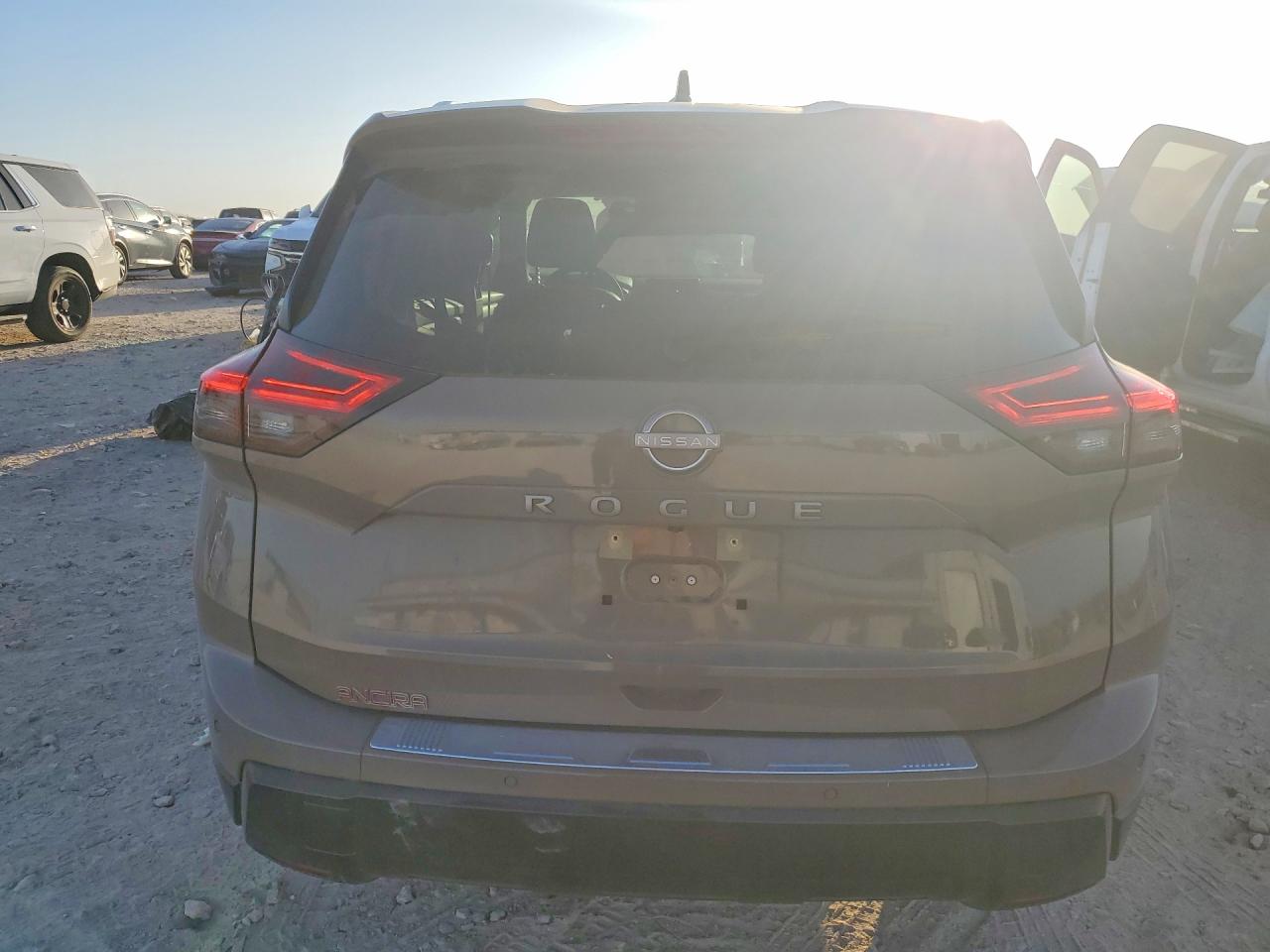 2025 NISSAN ROGUE SV photo 11