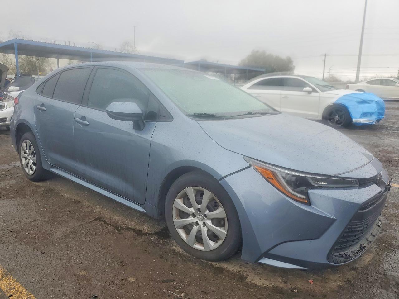 2023 TOYOTA COROLLA LE photo 4