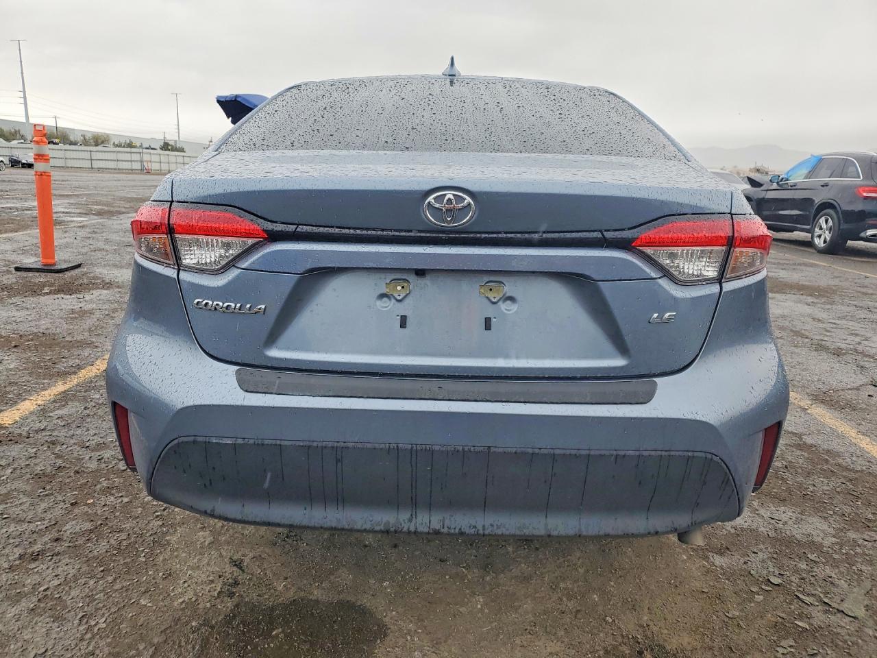 2023 TOYOTA COROLLA LE photo 6