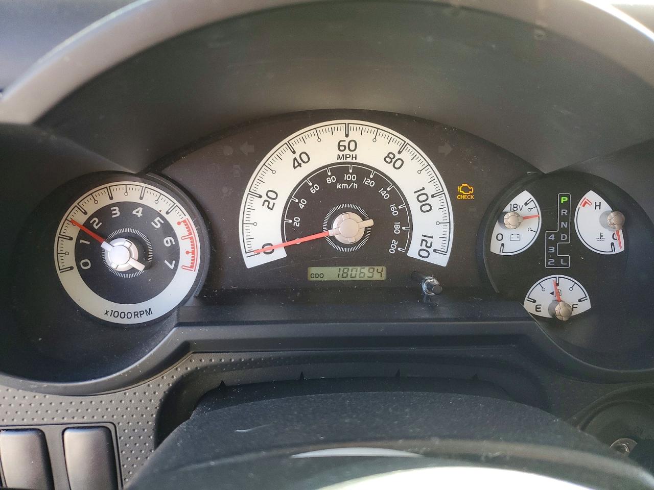 2007 TOYOTA FJ CRUISER photo 9