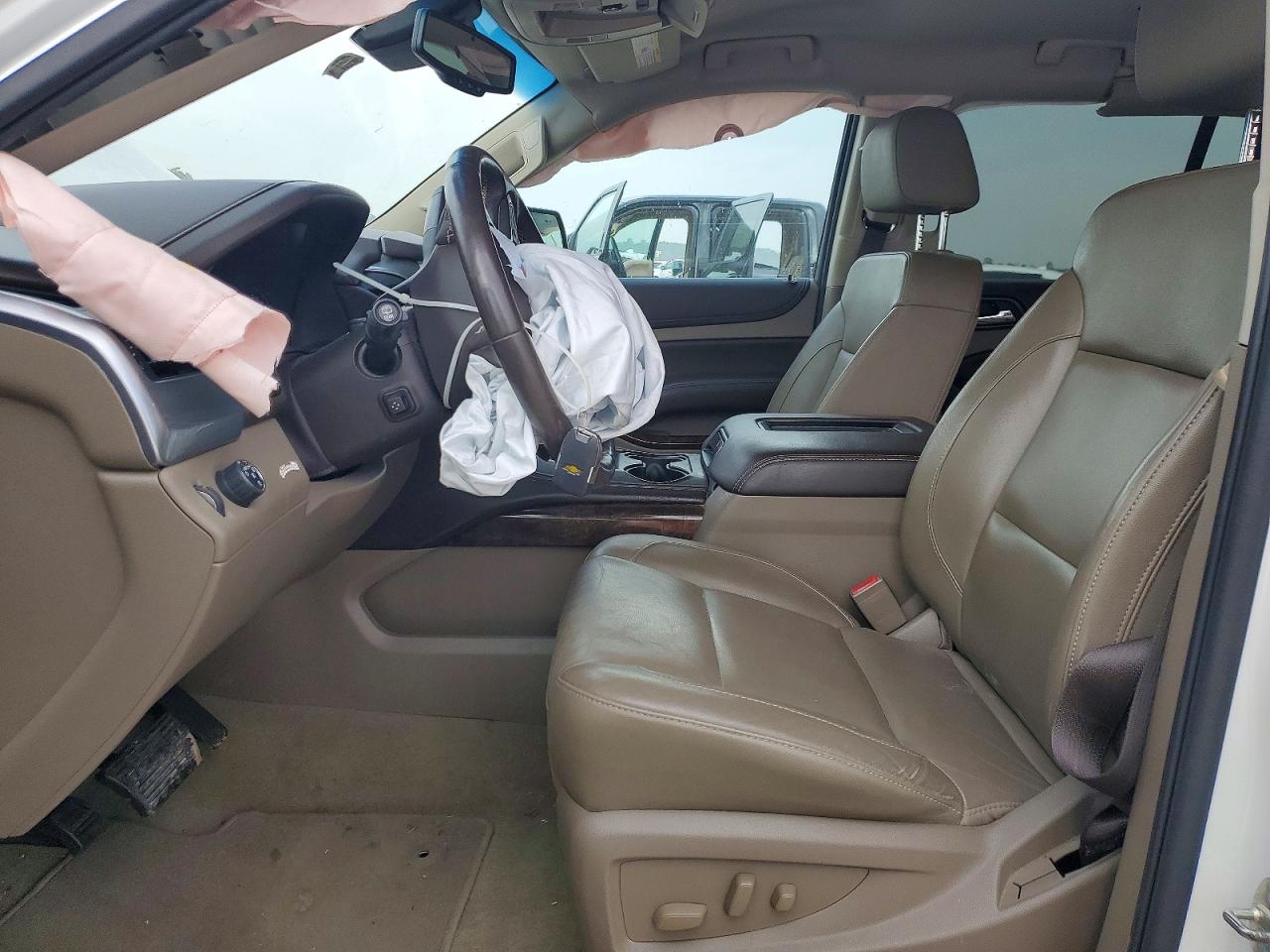 2017 CHEVROLET TAHOE C1500 LT photo 7