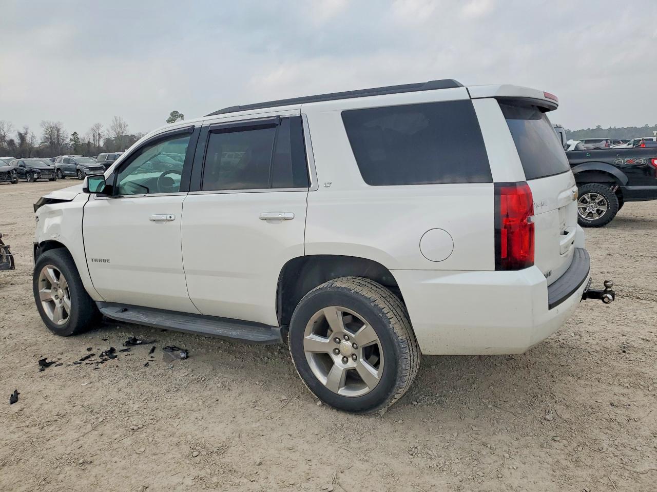 2017 CHEVROLET TAHOE C1500 LT photo 2