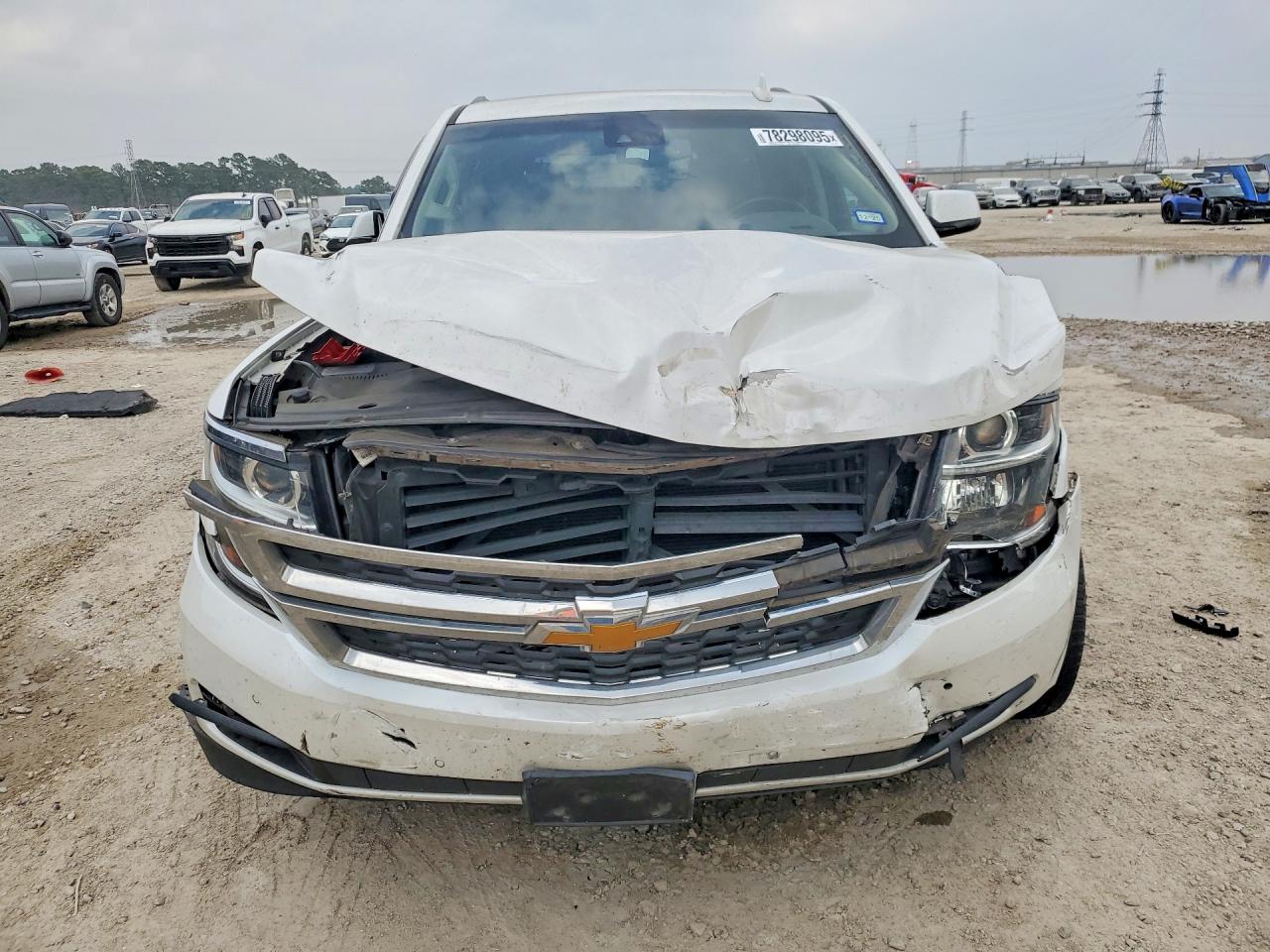 2017 CHEVROLET TAHOE C1500 LT photo 5