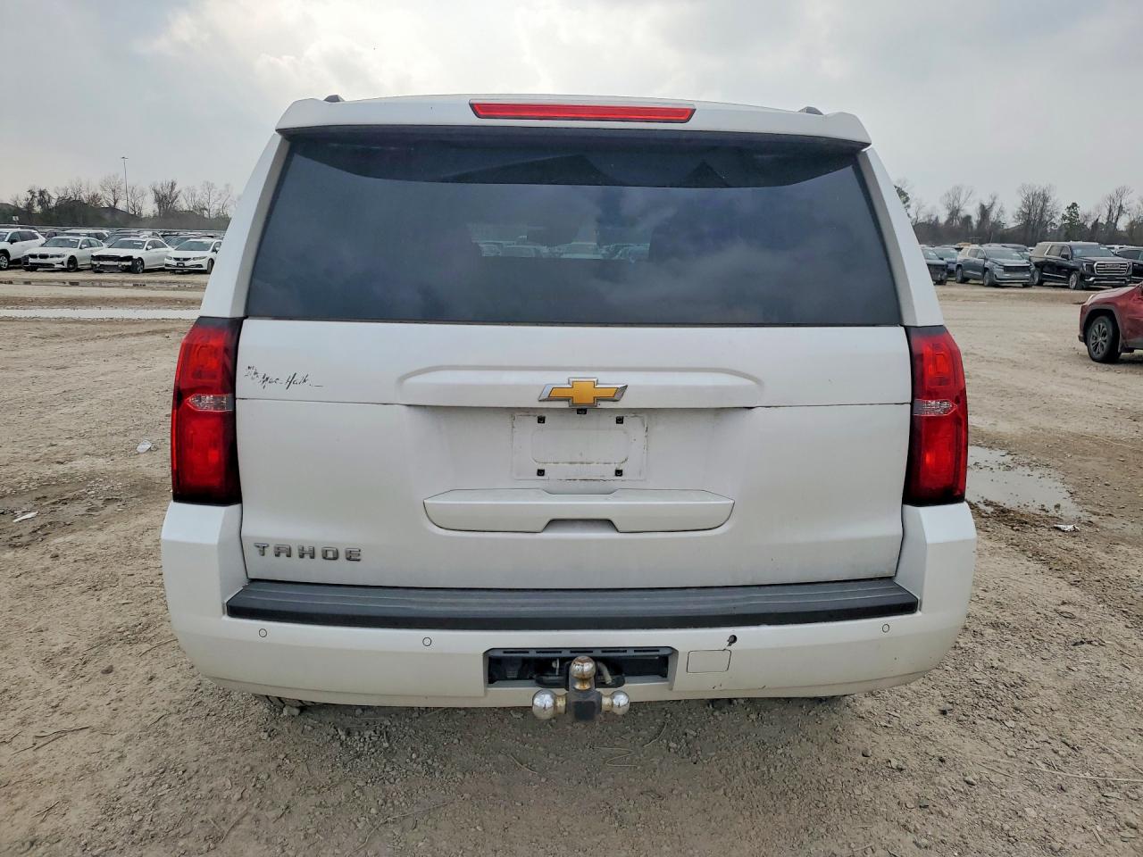 2017 CHEVROLET TAHOE C1500 LT photo 6