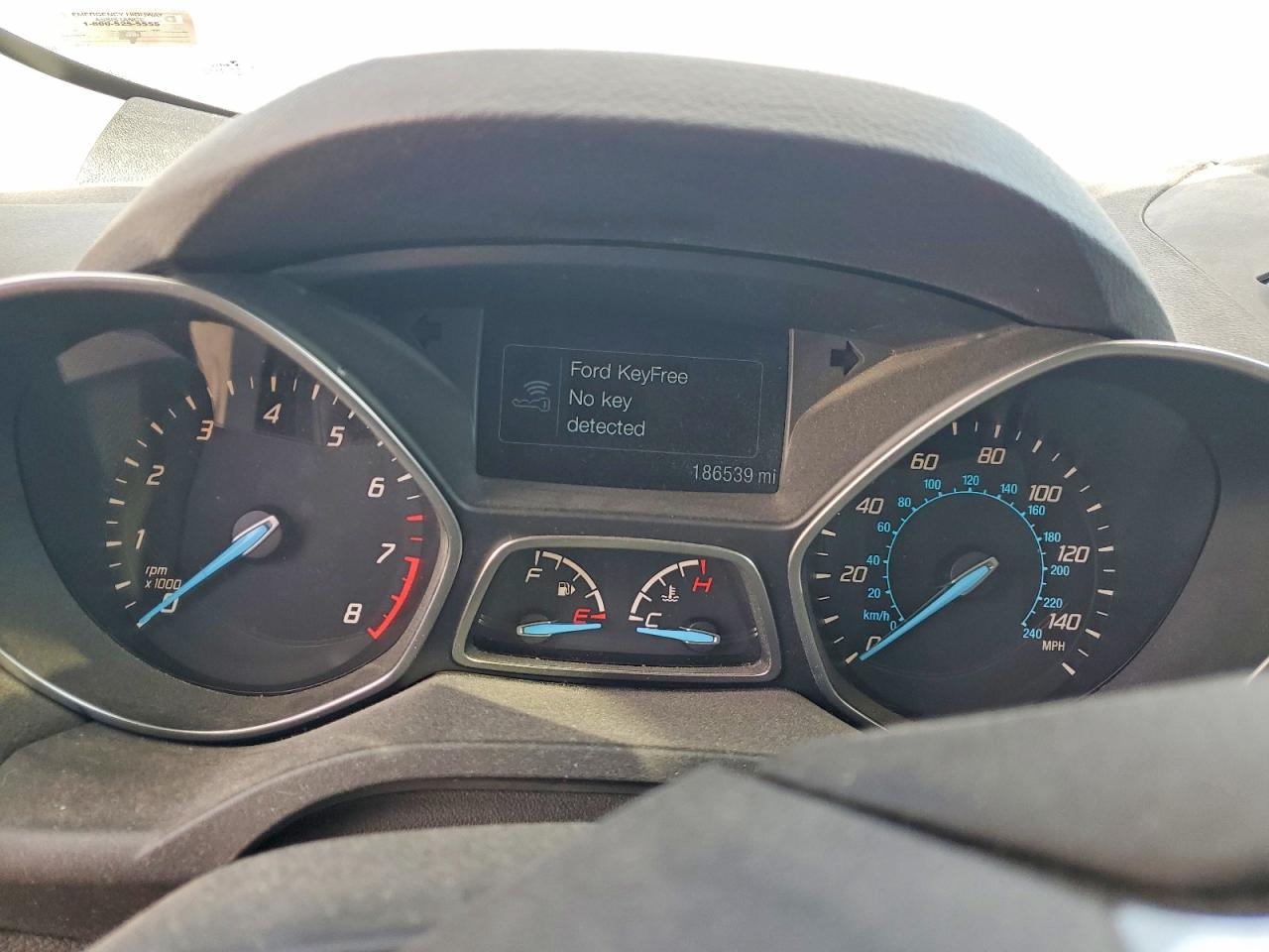 2015 FORD ESCAPE TITANIUM photo 9