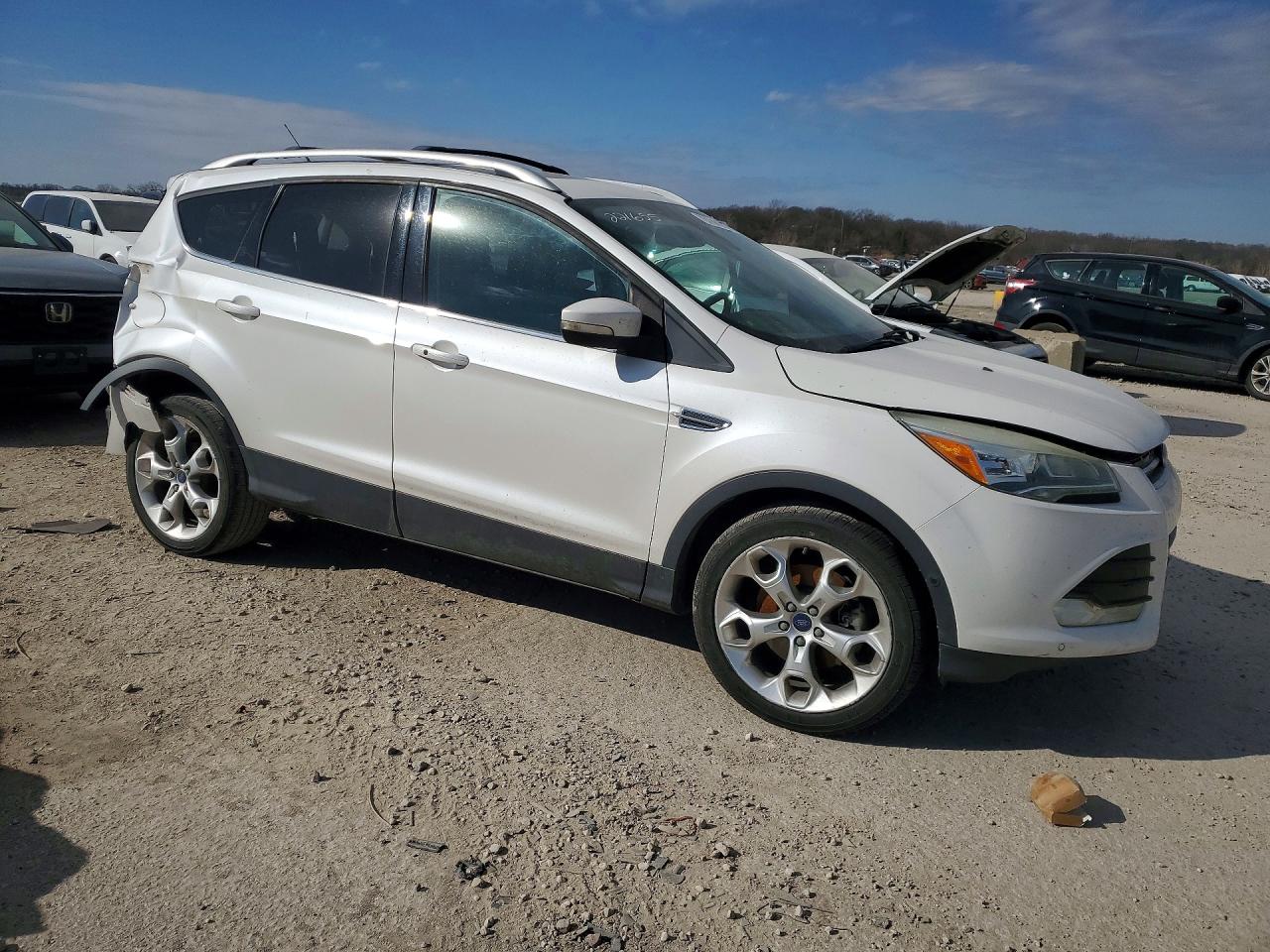2015 FORD ESCAPE TITANIUM photo 4