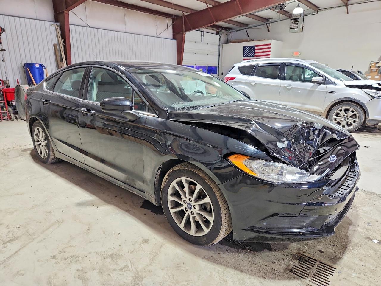 2017 FORD FUSION SE photo 4