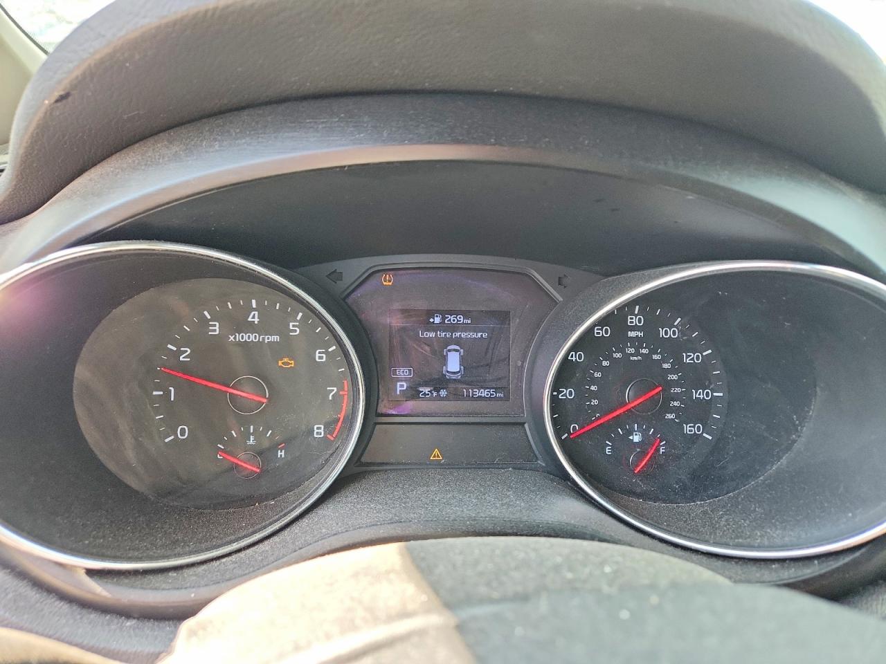 2019 KIA SEDONA LX photo 17