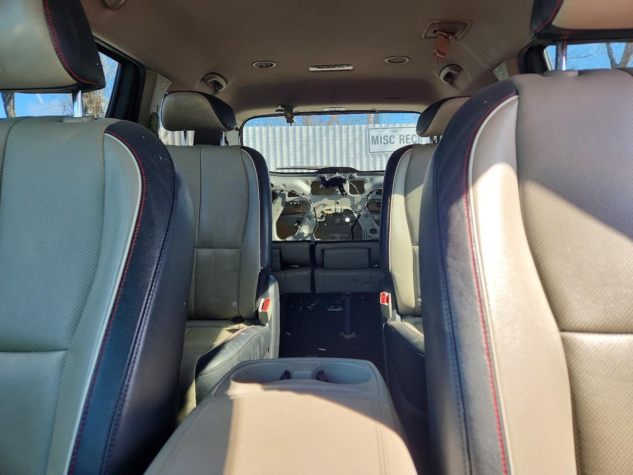 2019 KIA SEDONA LX photo 19