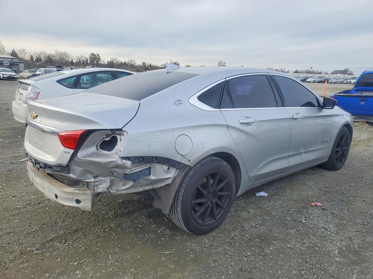 2015 CHEVROLET IMPALA LS photo 3