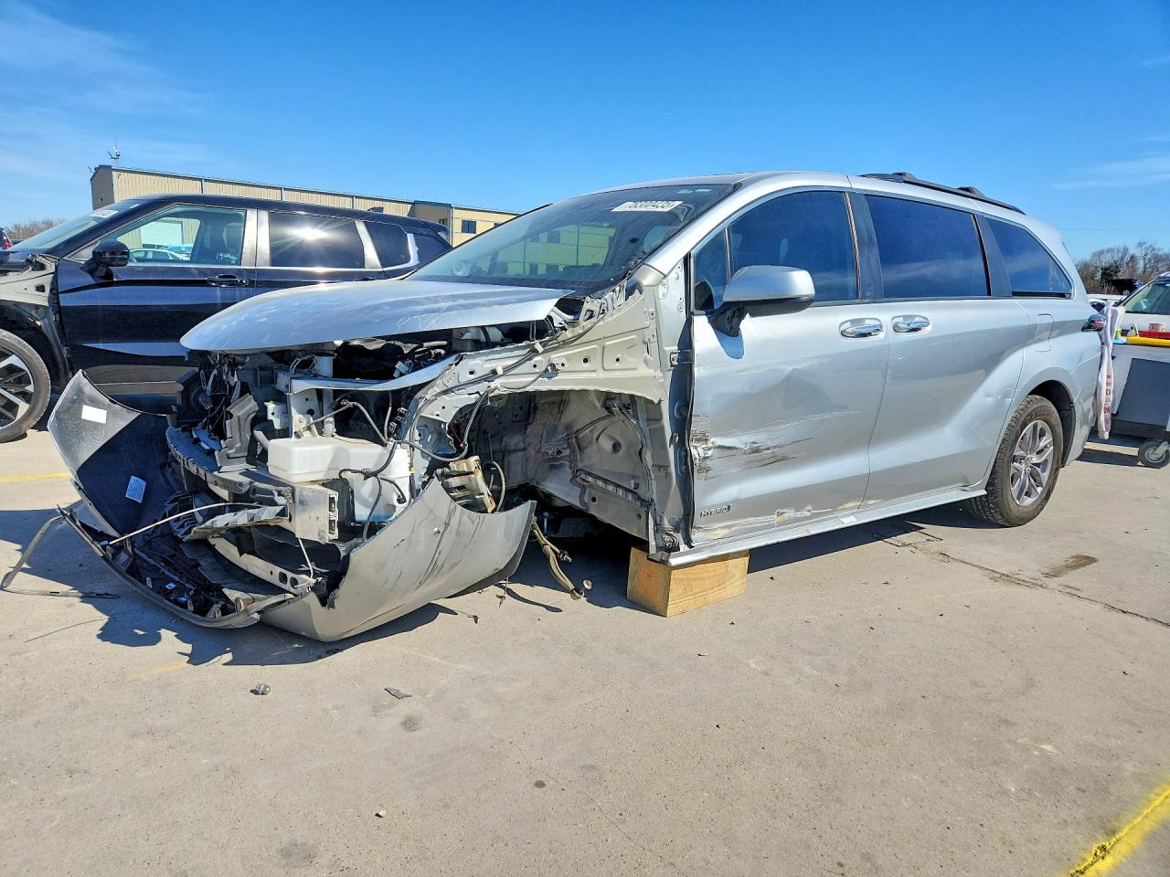 2021 TOYOTA SIENNA