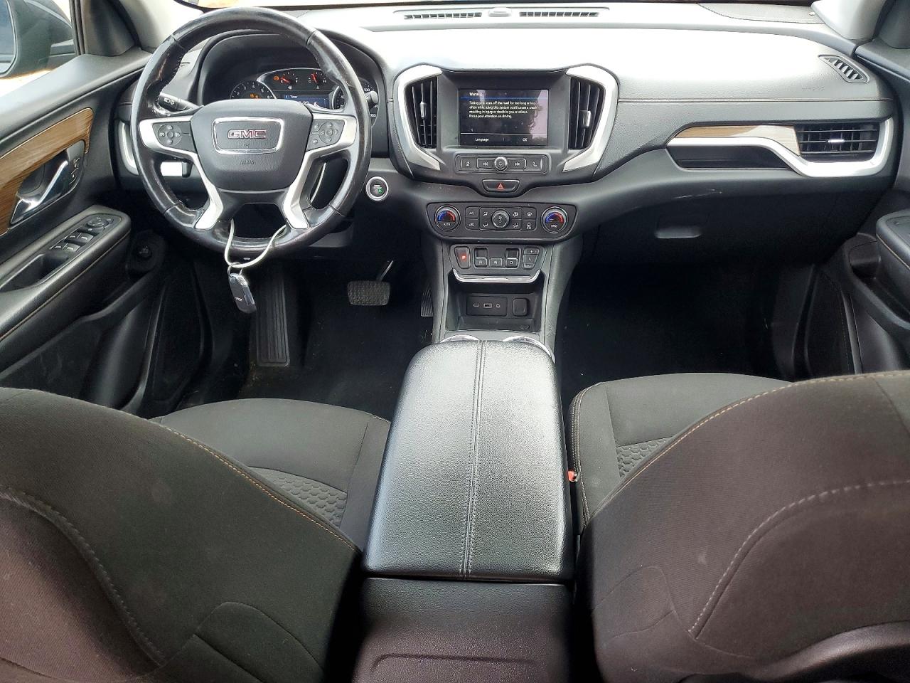 2019 GMC TERRAIN SLE photo 8
