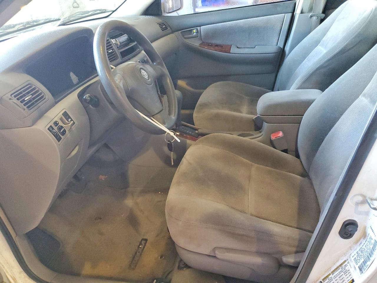 2006 TOYOTA COROLLA CE photo 19