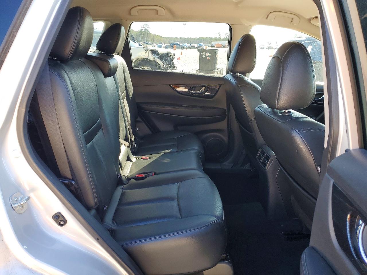 2018 NISSAN ROGUE SL photo 11