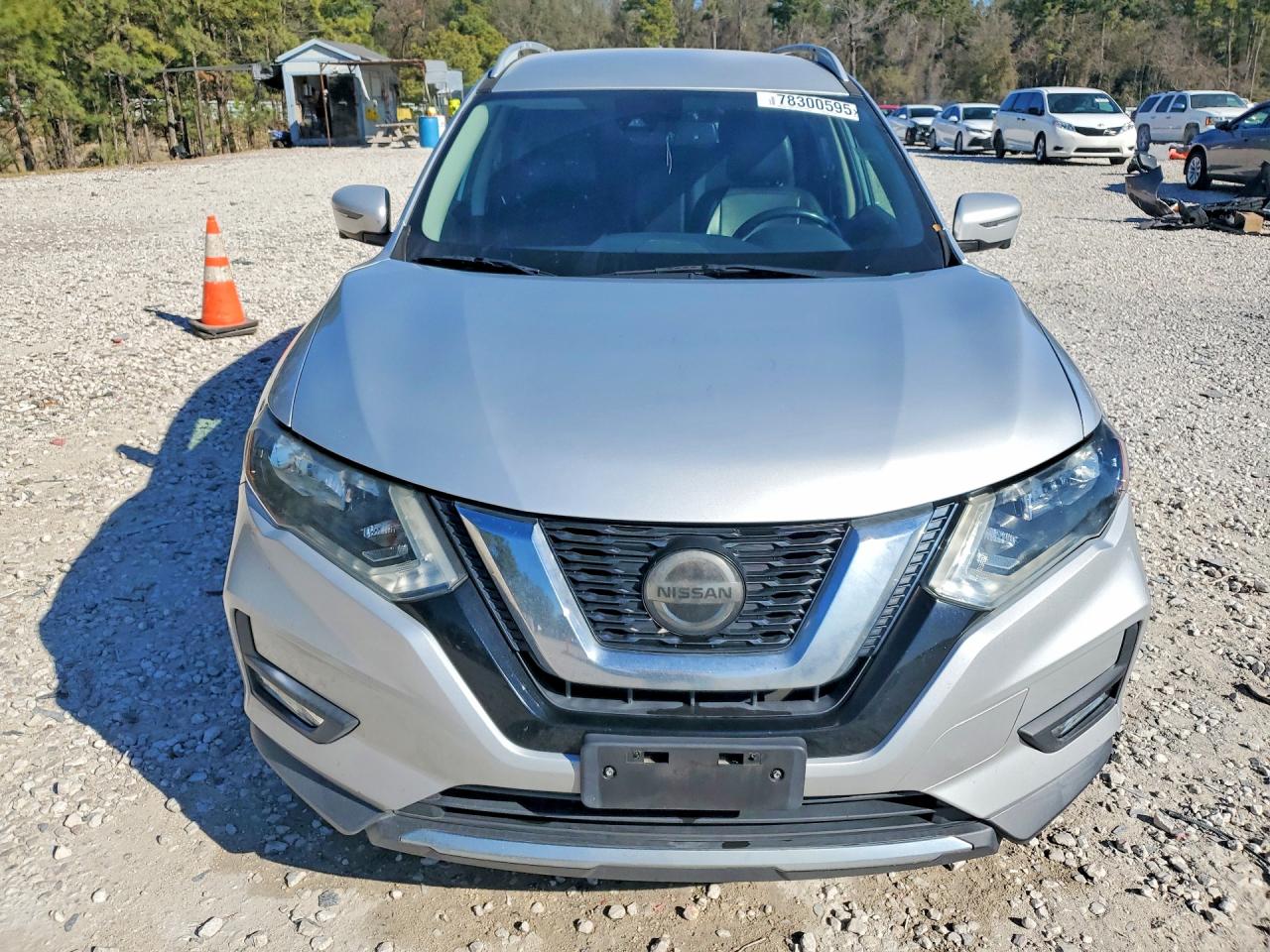 2018 NISSAN ROGUE SL photo 5