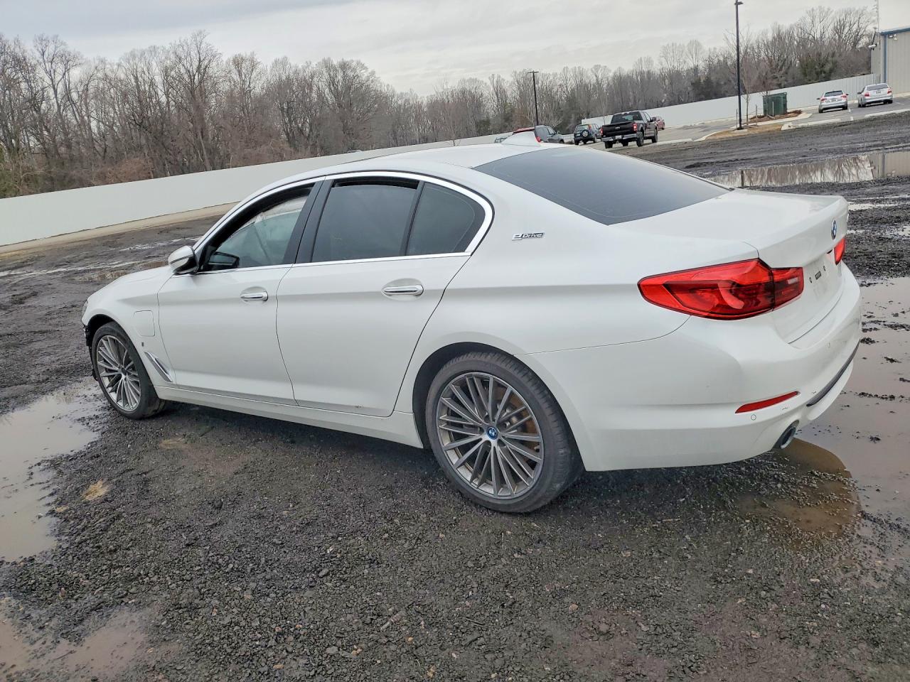 2018 BMW 530E photo 2