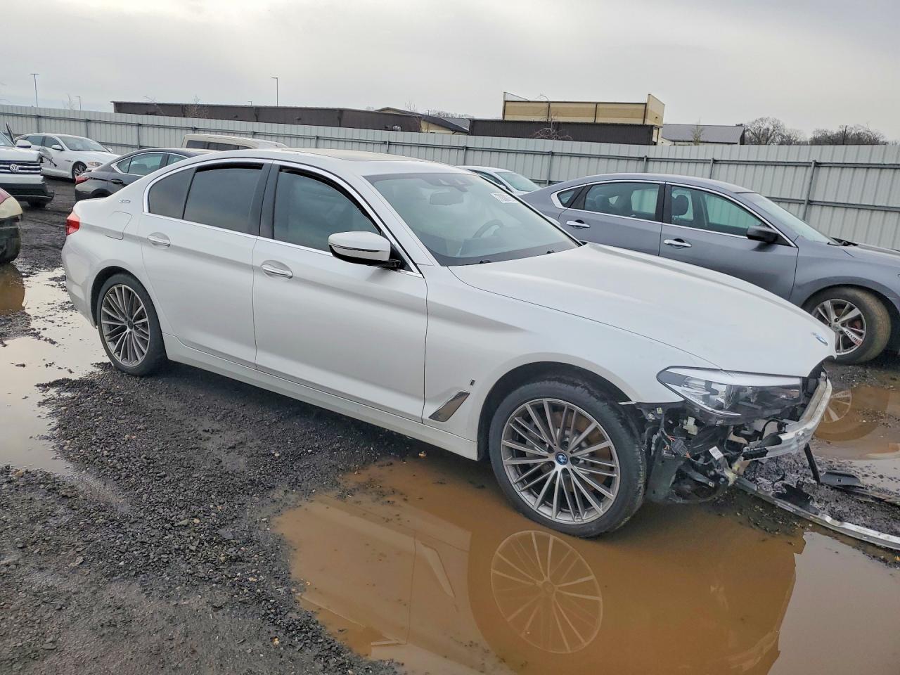 2018 BMW 530E photo 4