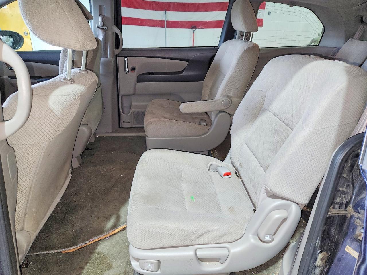 2014 HONDA ODYSSEY LX photo 11