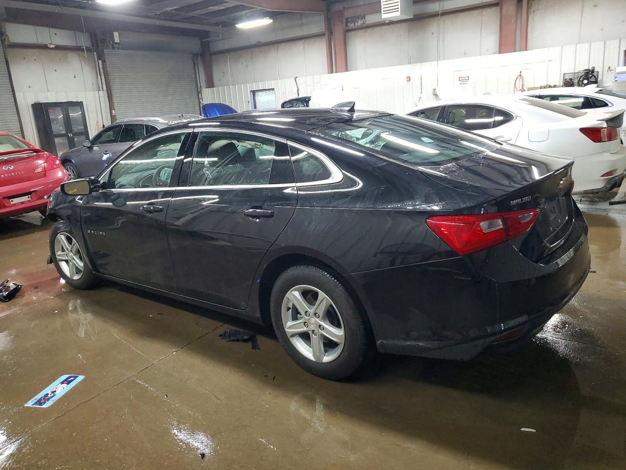 2025 CHEVROLET MALIBU LS photo 4