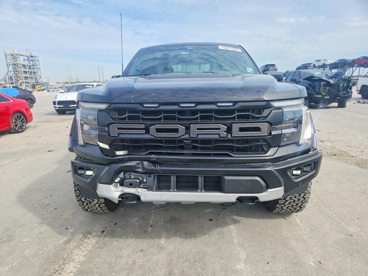 2025 FORD F150 RAPTOR photo 13