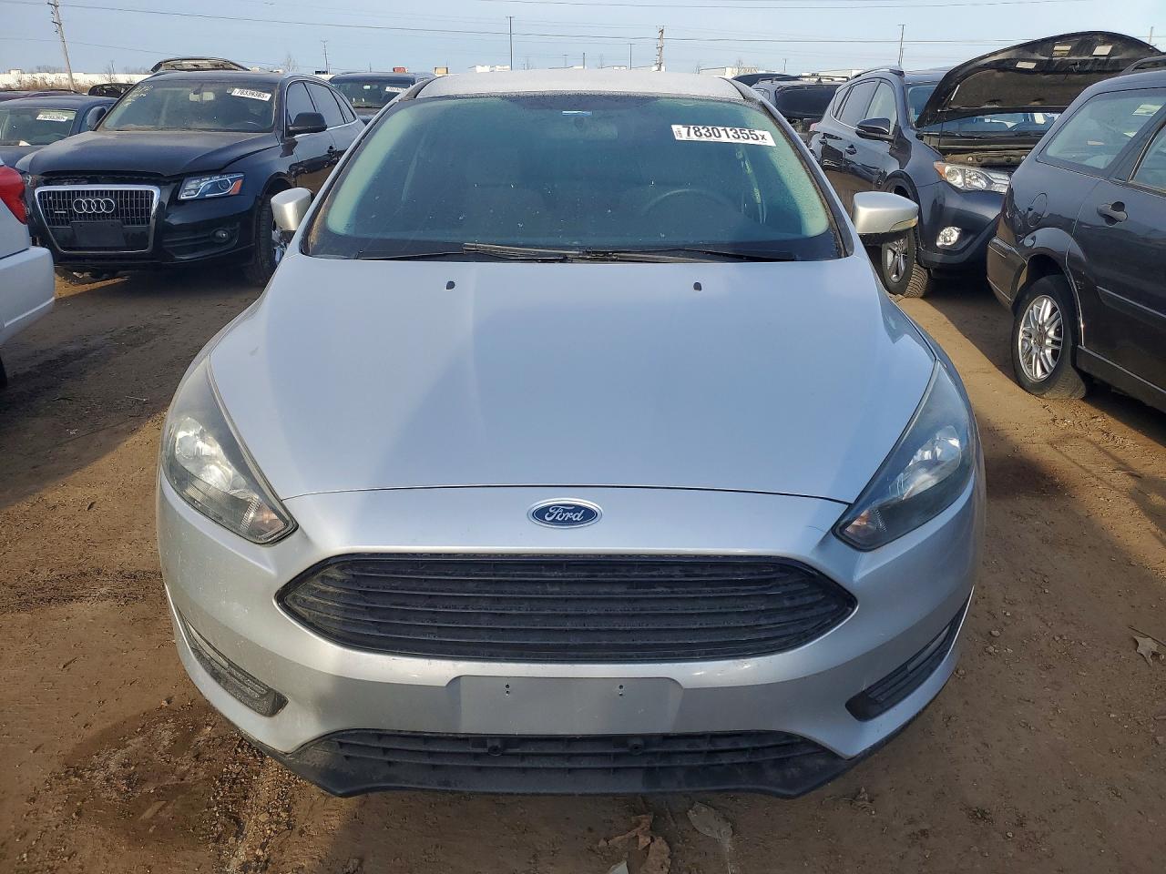 2017 FORD FOCUS SE photo 13
