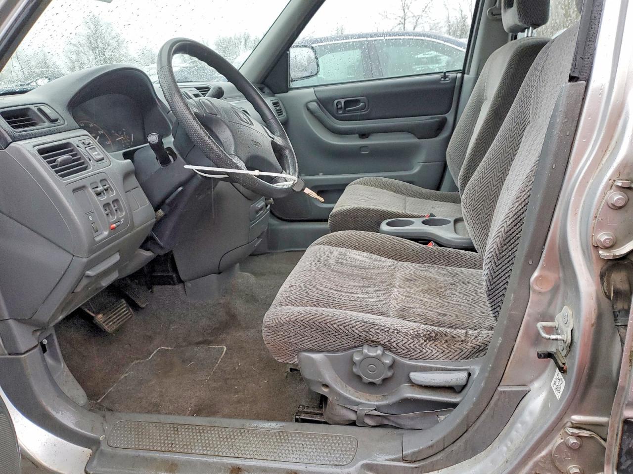 1998 HONDA CR-V LX photo 13