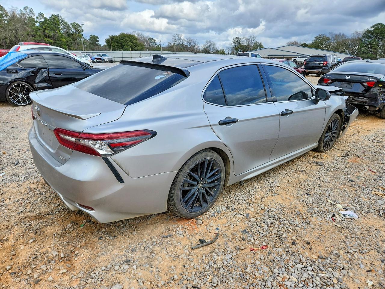 2021 TOYOTA CAMRY XSE photo 5
