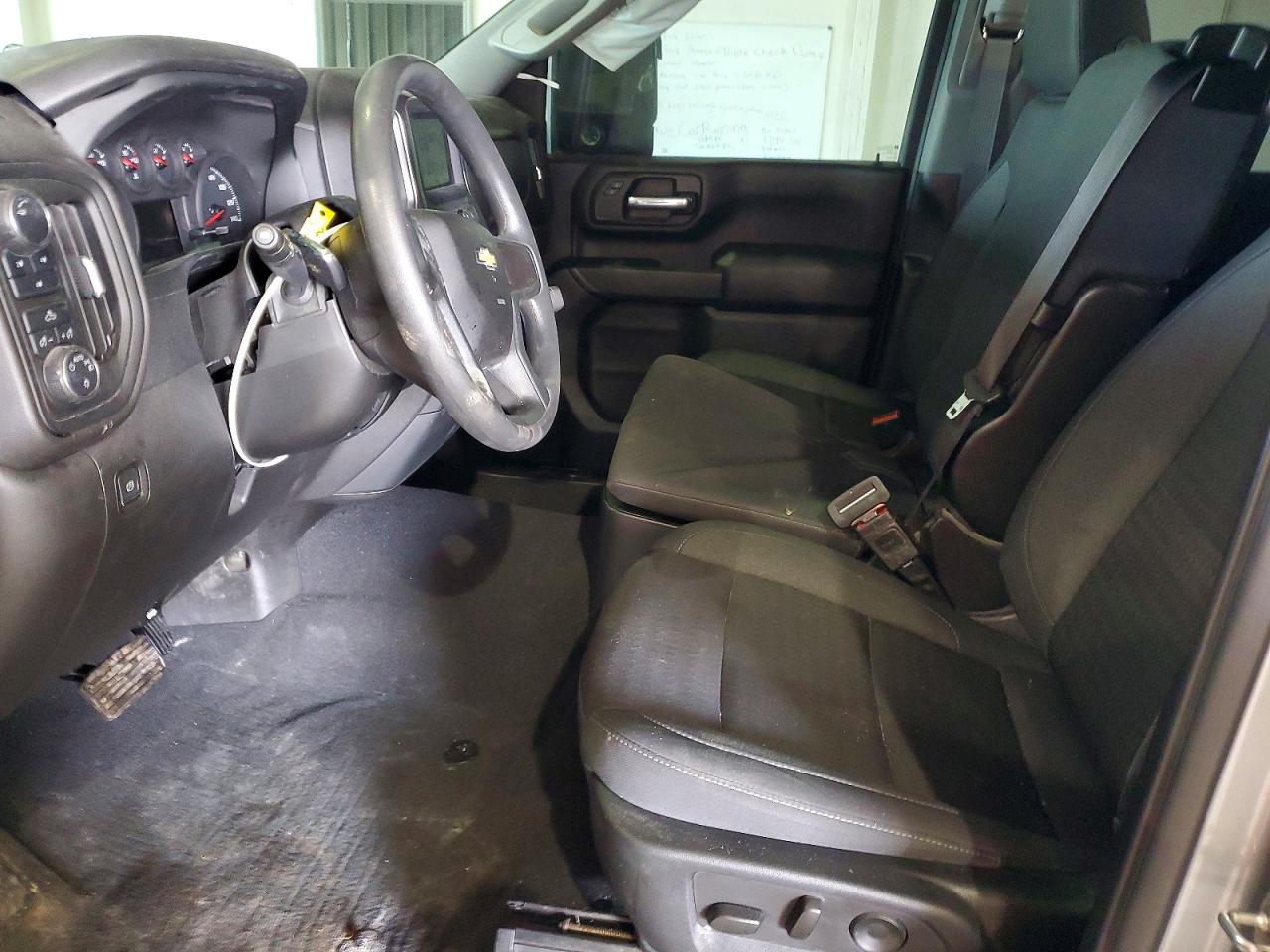 2024 CHEVROLET SILVERADO K2500 CUSTOM photo 19