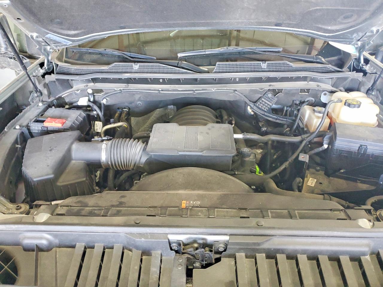 2024 CHEVROLET SILVERADO K2500 CUSTOM photo 31