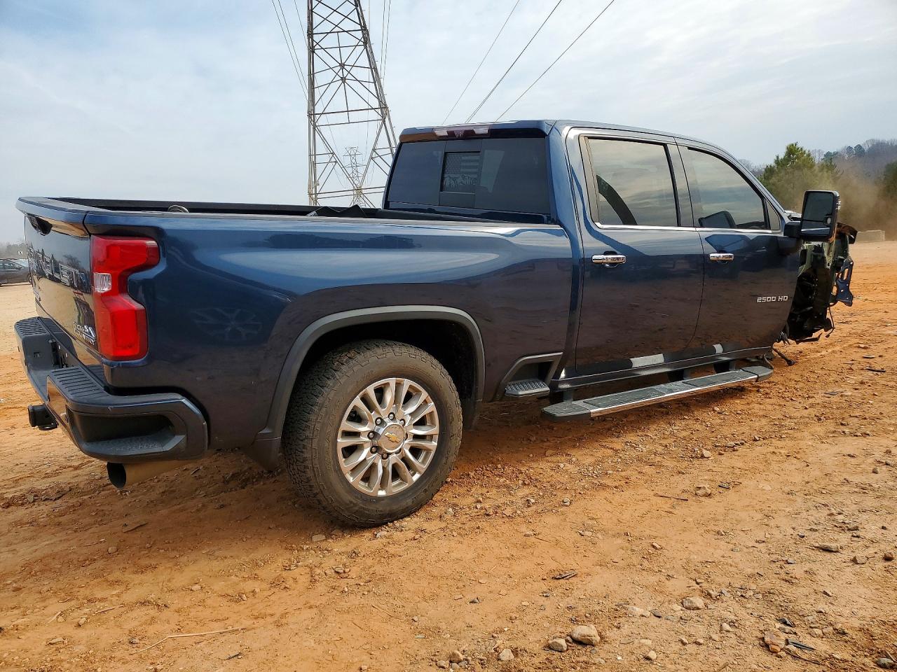 2021 CHEVROLET SILVERADO K2500 HIGH COUNTRY photo 3