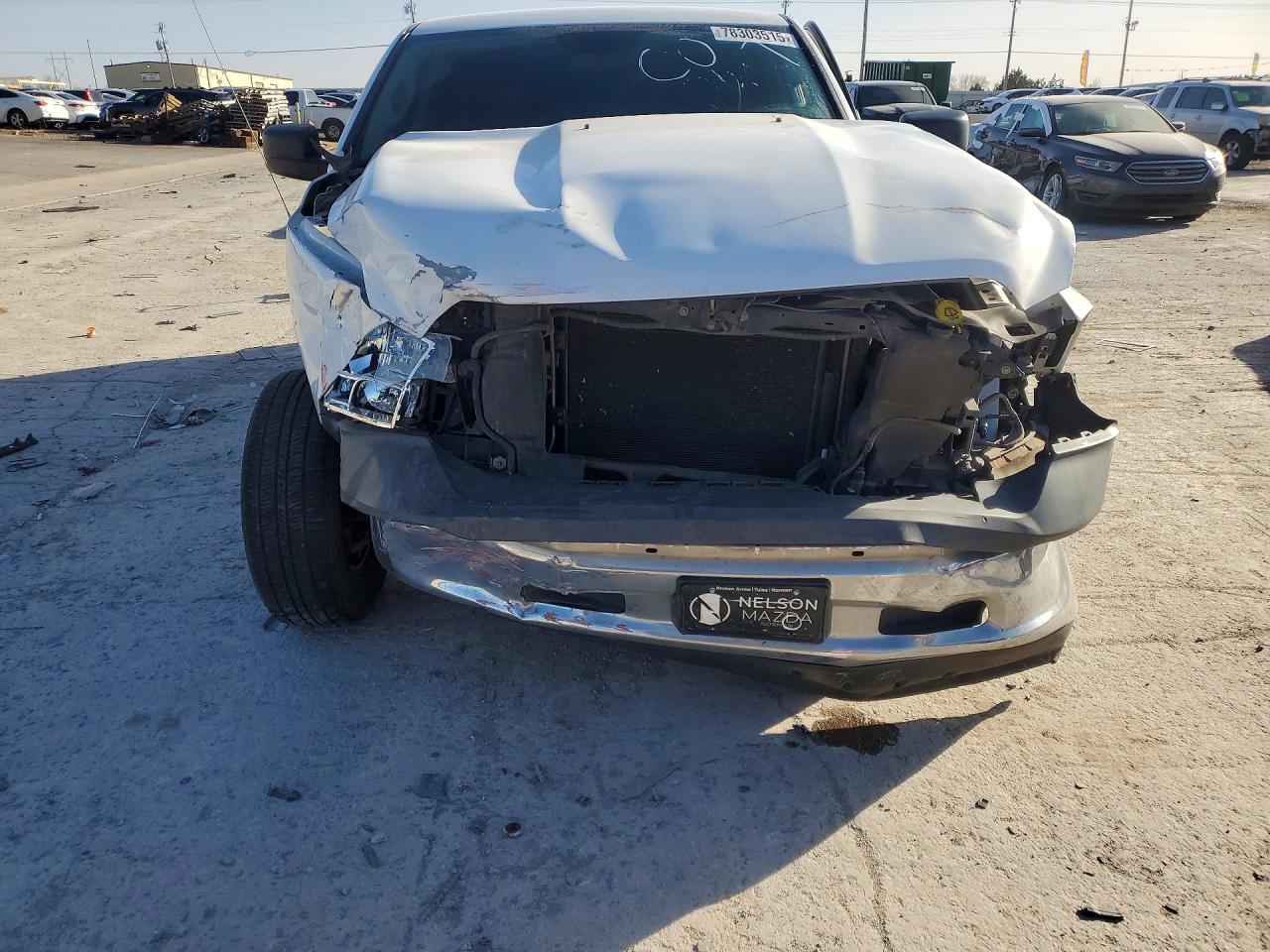 2014 RAM 1500 ST photo 9