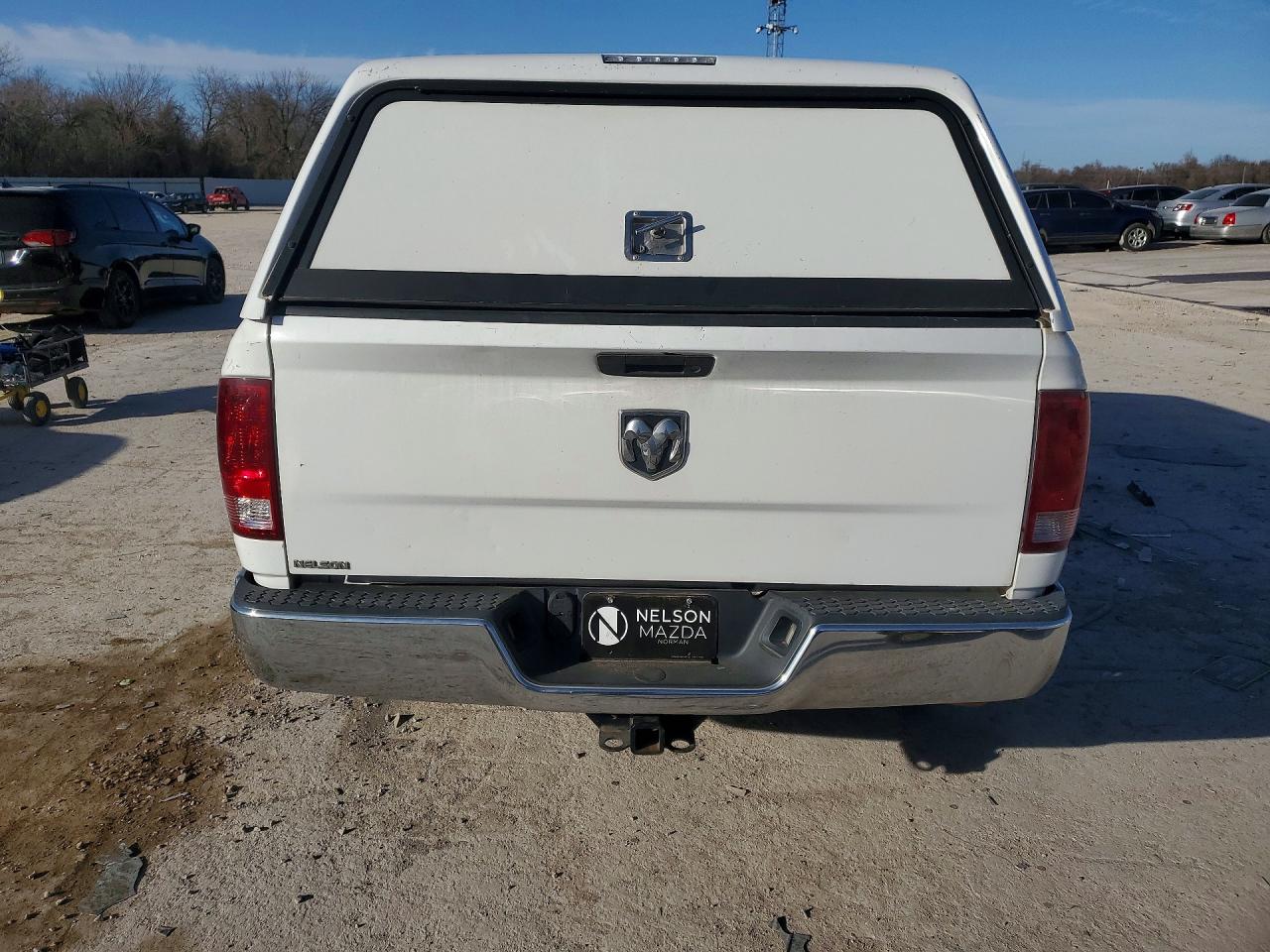 2014 RAM 1500 ST photo 11