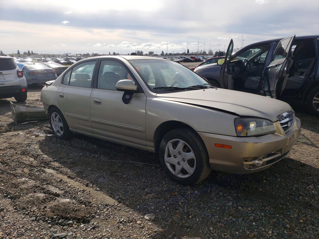 2005 HYUNDAI ELANTRA GLS photo 4