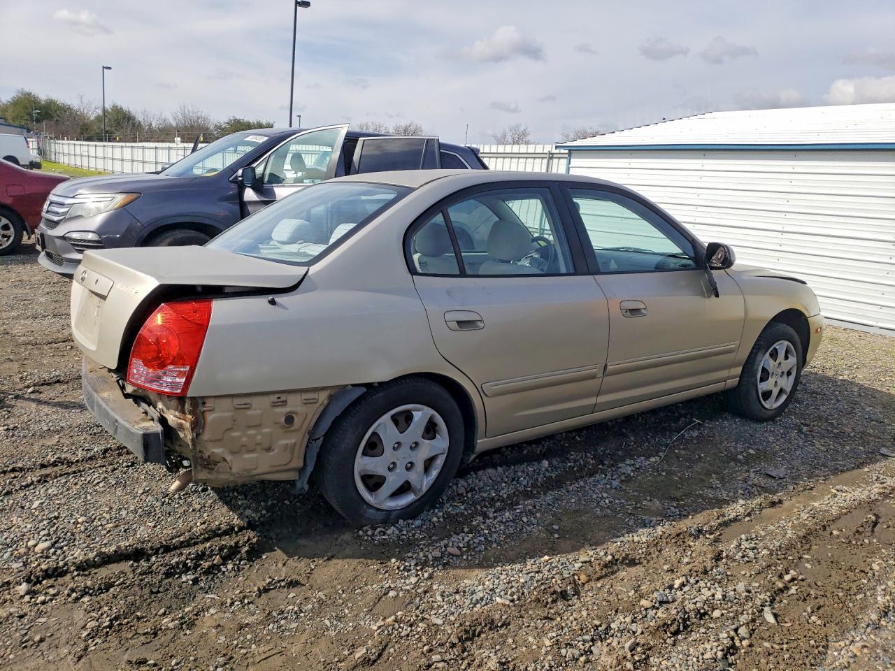 2005 HYUNDAI ELANTRA GLS photo 3