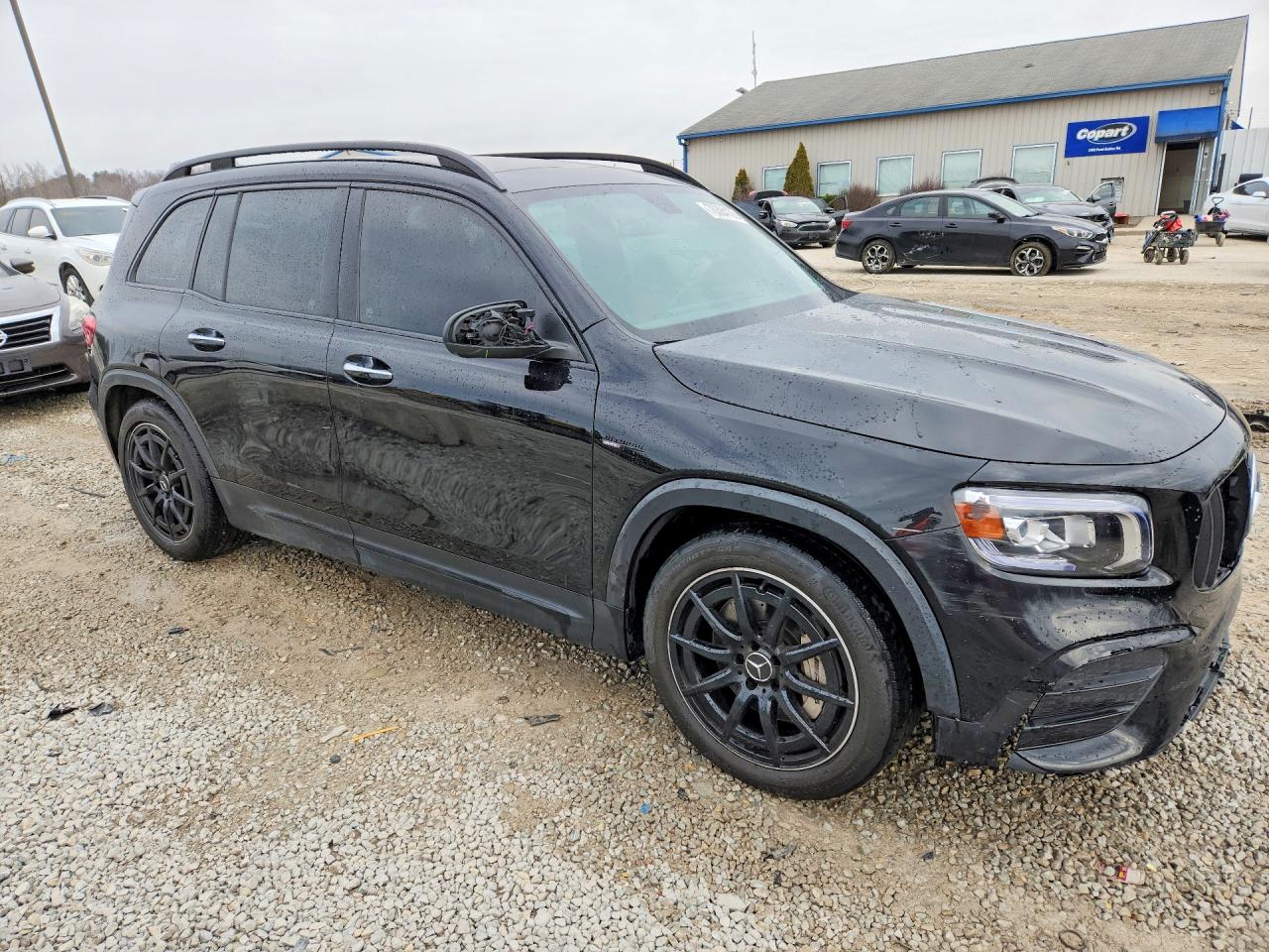 2021 MERCEDES-BENZ GLB AMG 35 4MATIC photo 4