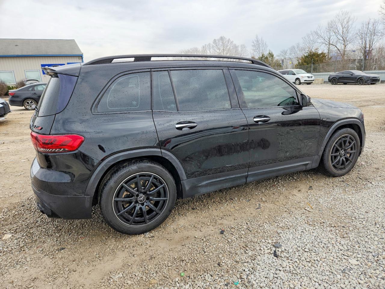 2021 MERCEDES-BENZ GLB AMG 35 4MATIC photo 3