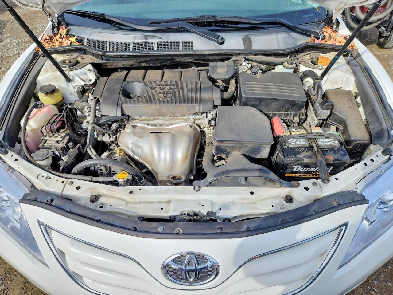 2011 TOYOTA CAMRY LE photo 31