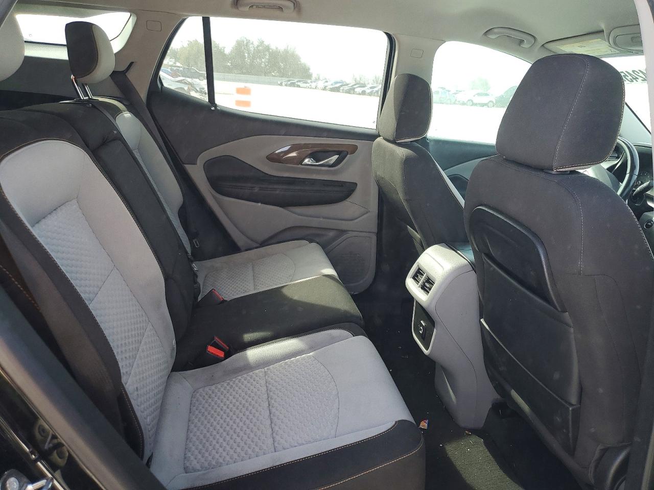 2018 GMC TERRAIN SLE photo 11