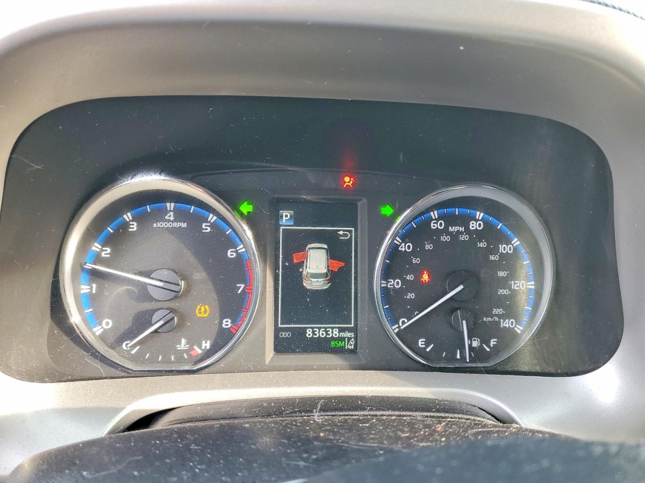 2016 TOYOTA RAV4 XLE photo 17