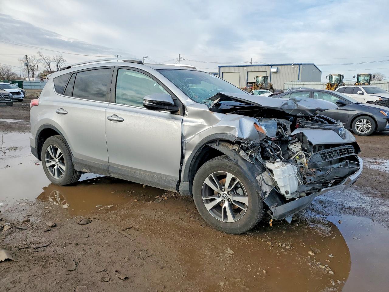 2016 TOYOTA RAV4 XLE photo 7