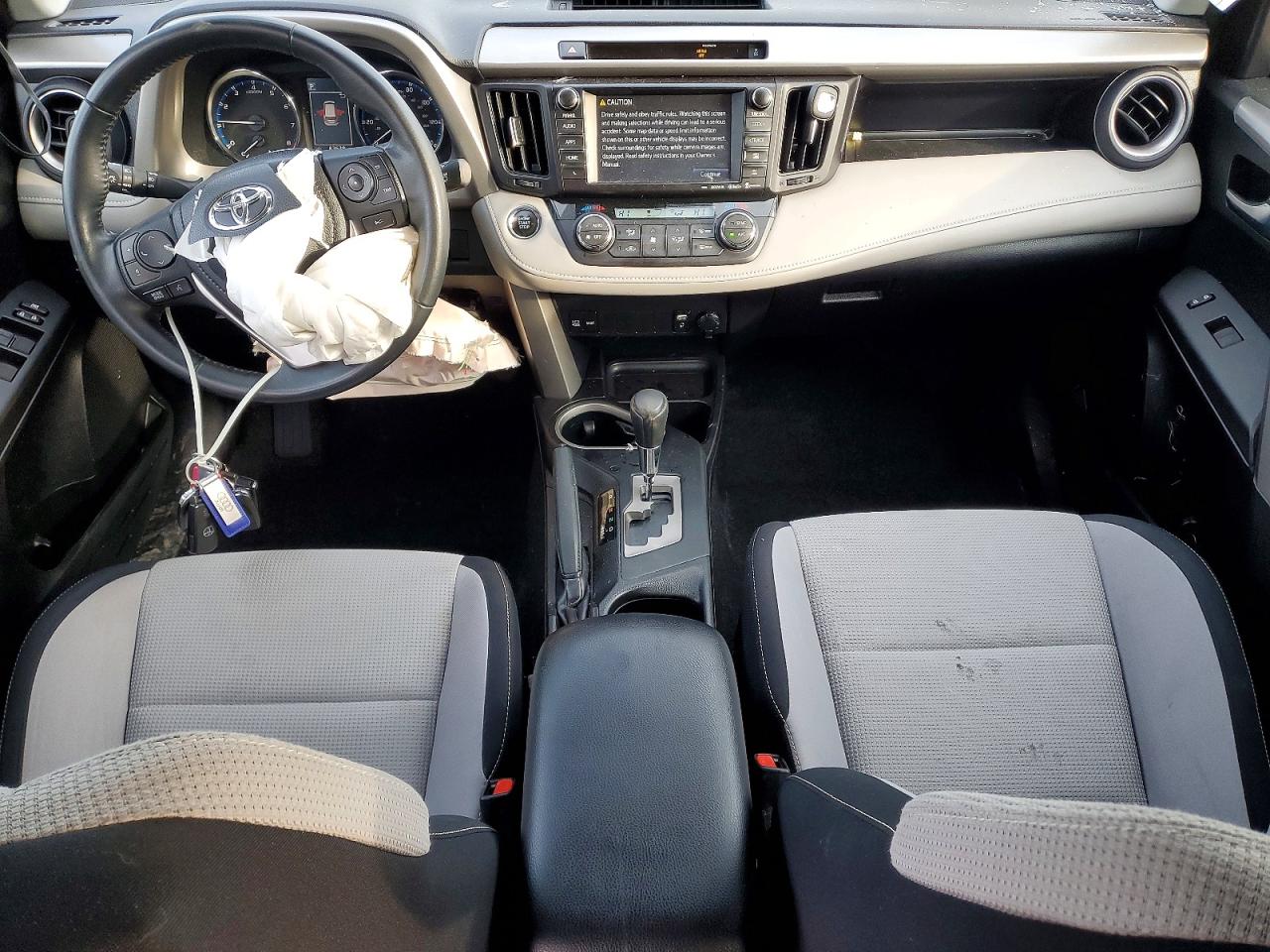 2016 TOYOTA RAV4 XLE photo 15