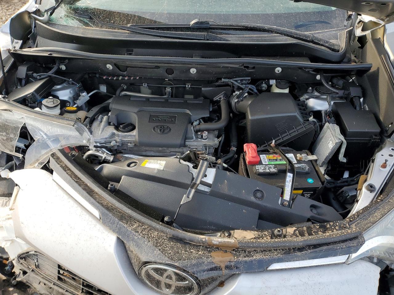 2016 TOYOTA RAV4 XLE photo 23