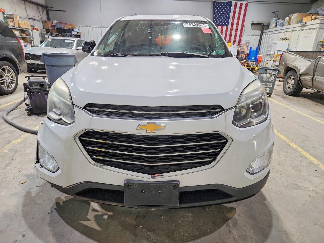 2017 CHEVROLET EQUINOX LT photo 9